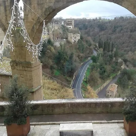 Casa Con Vista Sull'acquedotto Mediceo * Πιτιλιάνο
